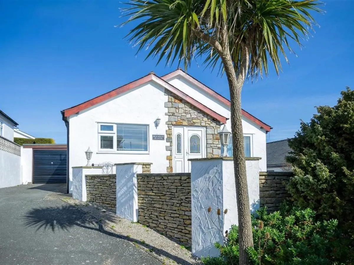 Holiday home Cozy Holiday In Britain With Private Garden *