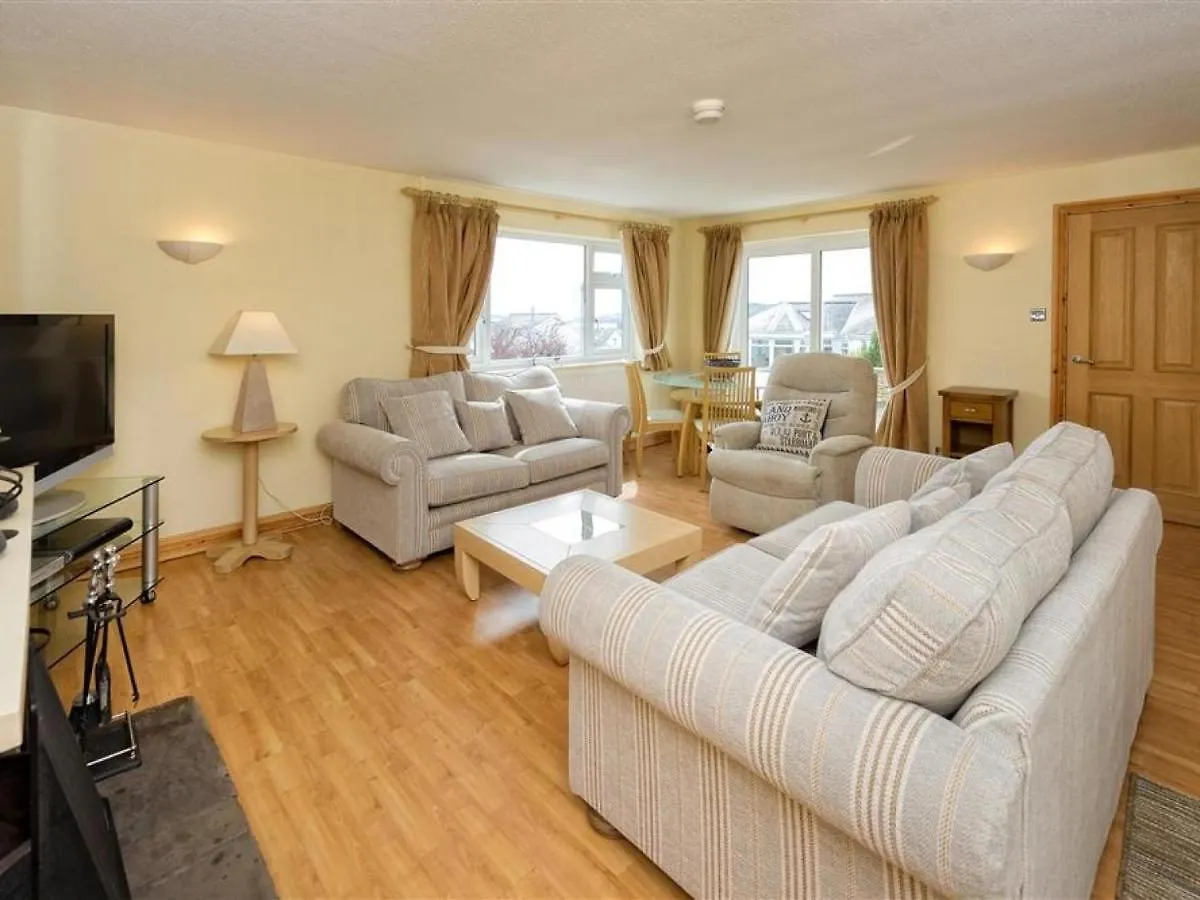 Cozy Holiday In Britain With Private Garden Holiday home *