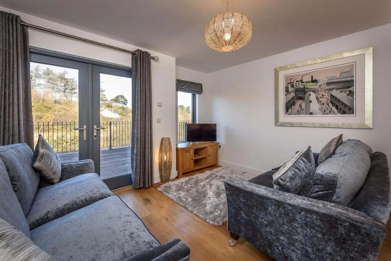 8 Pen Y Bont Holiday home