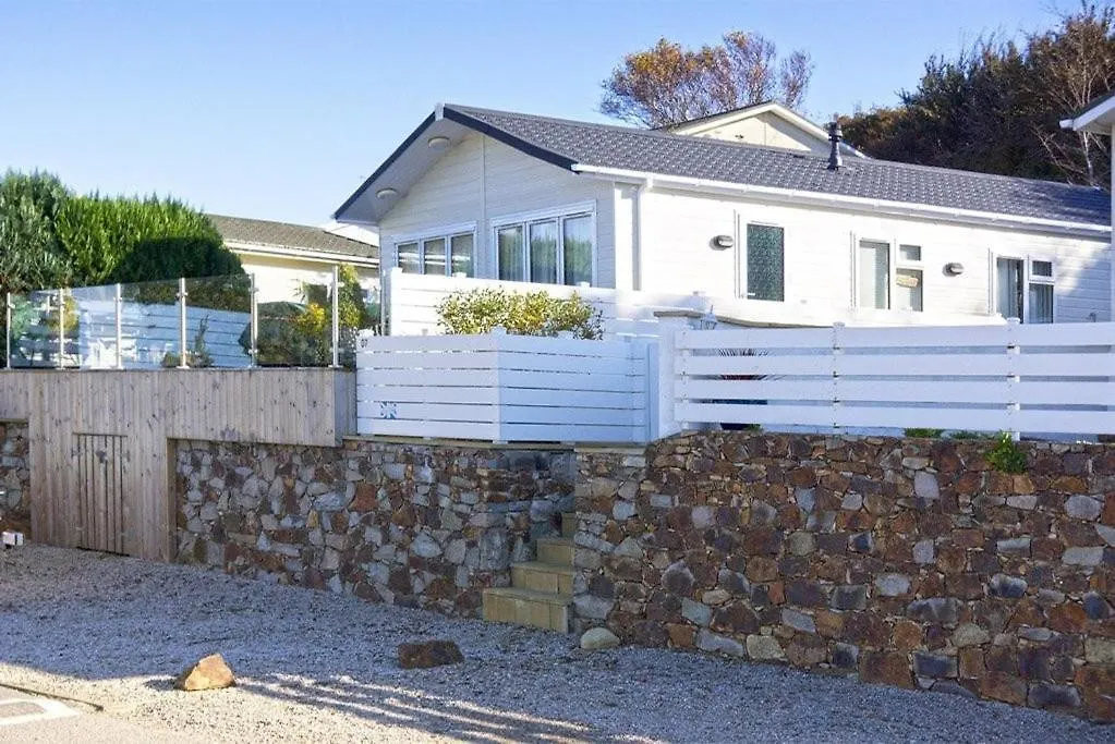 The Warren D7 Abersoch
