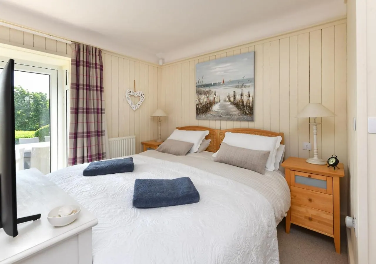 Holiday home Gwel Y Mor *