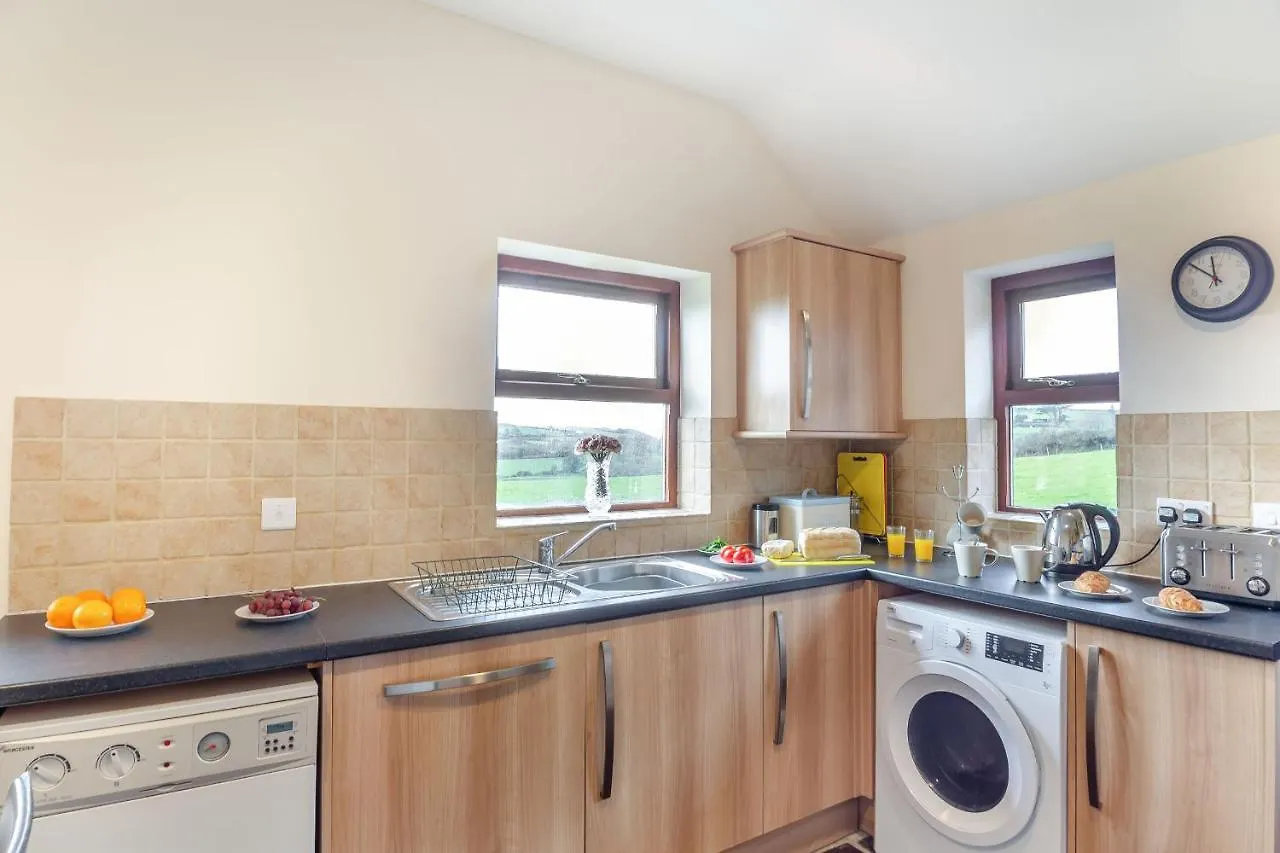 Bwythyn-y-wennol Holiday home *