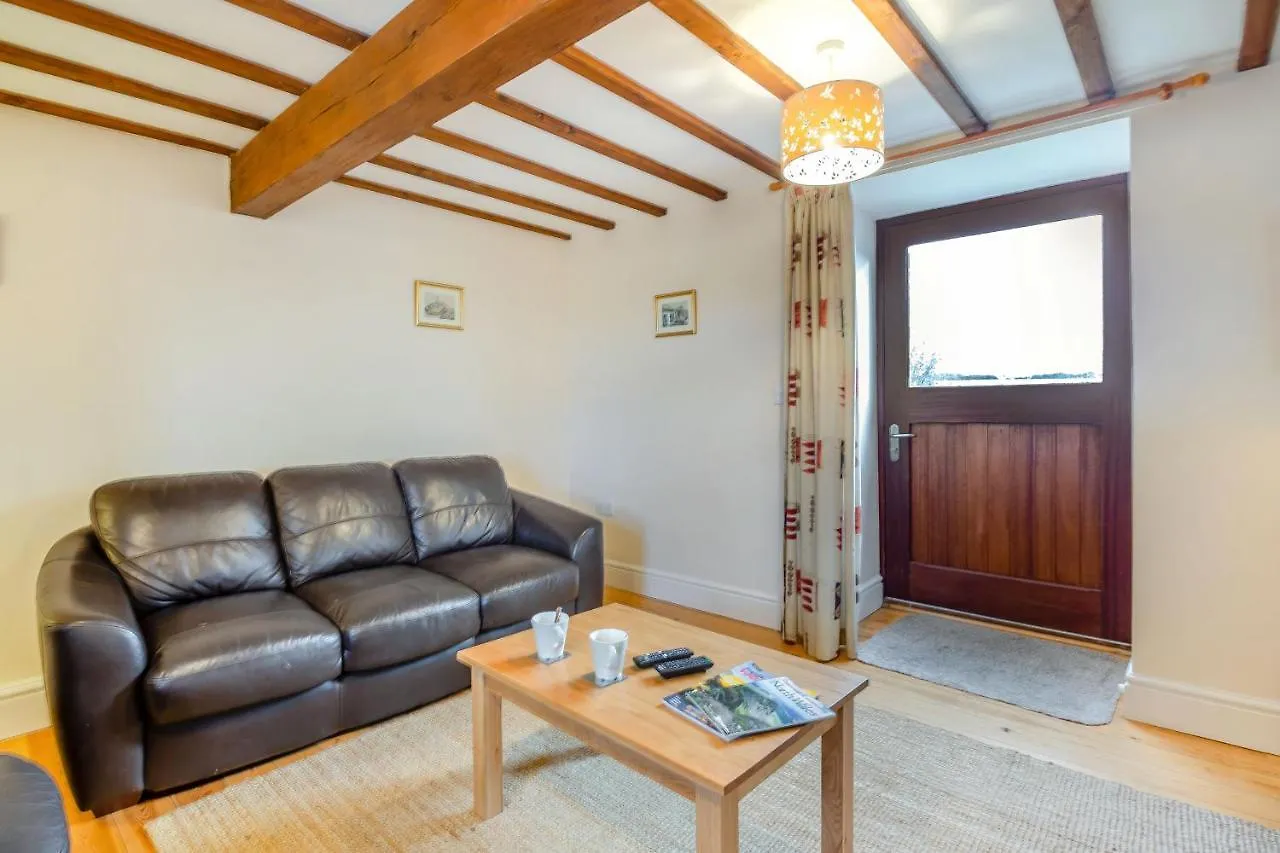 Bwythyn-y-wennol Holiday home *