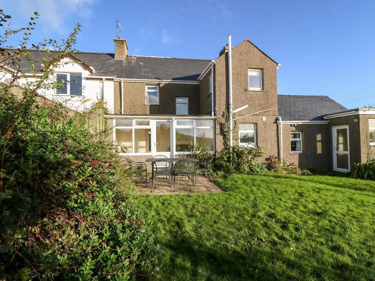 2 Bryn Hyfryd Holiday home Abersoch