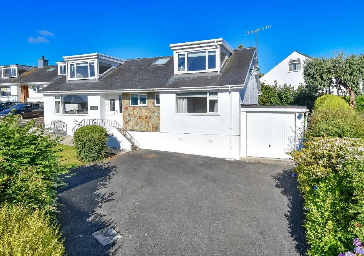 Llys Neigwl Apartmán *