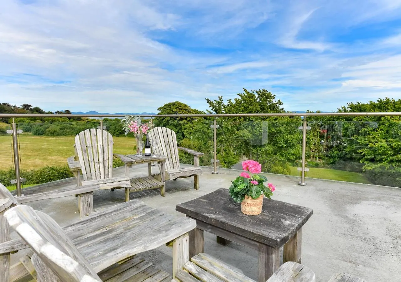Holiday home Gwel Y Mor