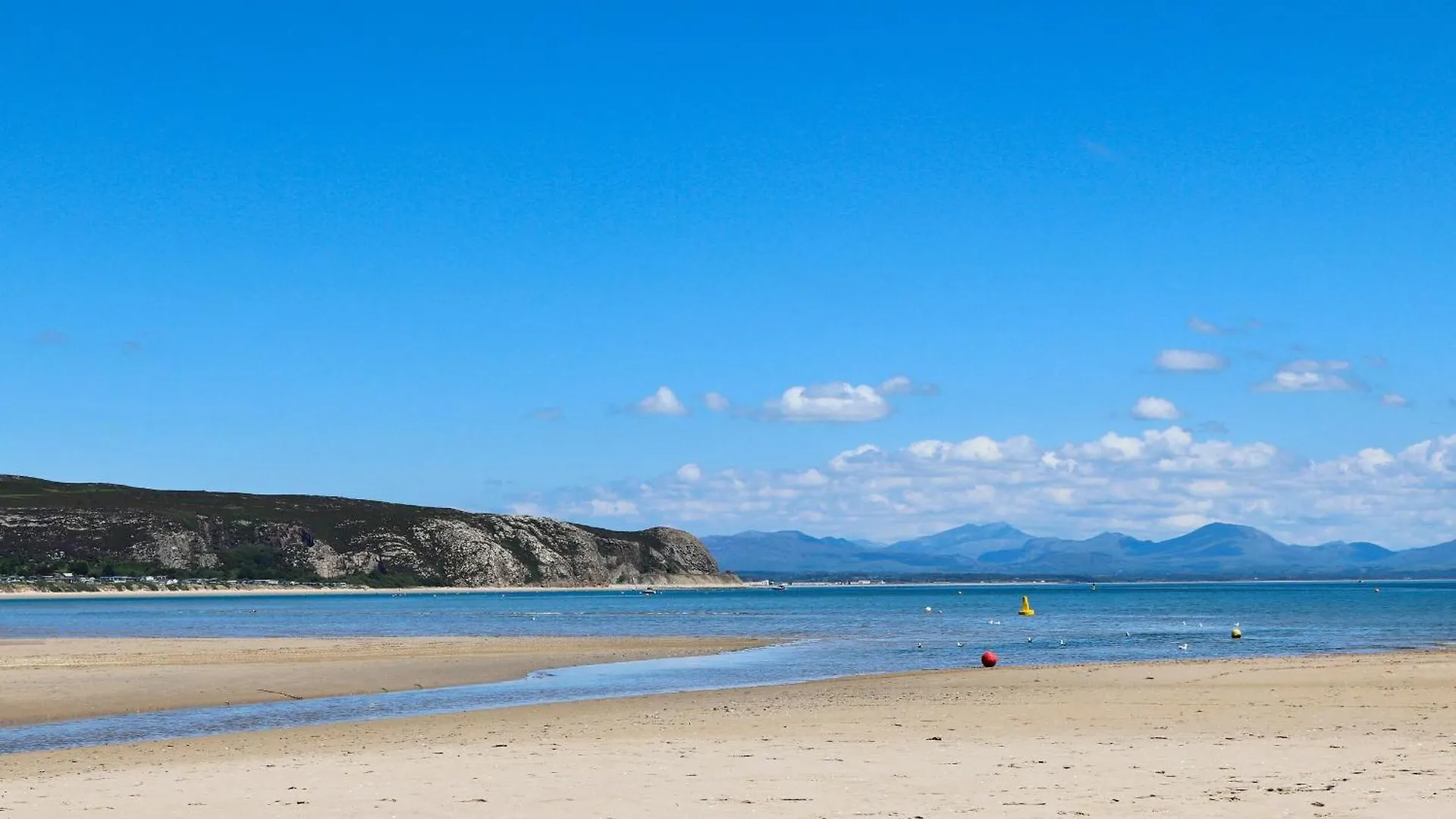 Glan Y Don Holiday home