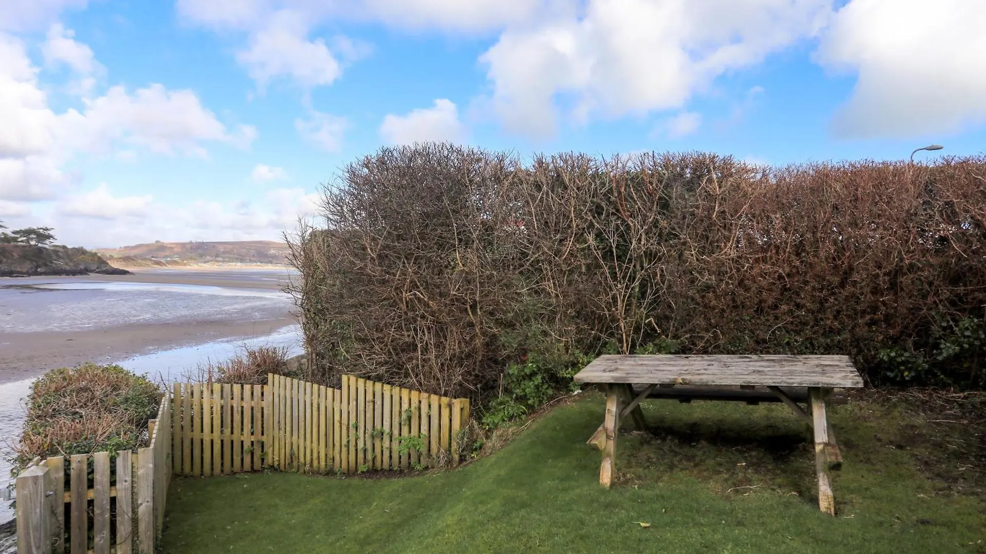 Holiday home Glan Y Don