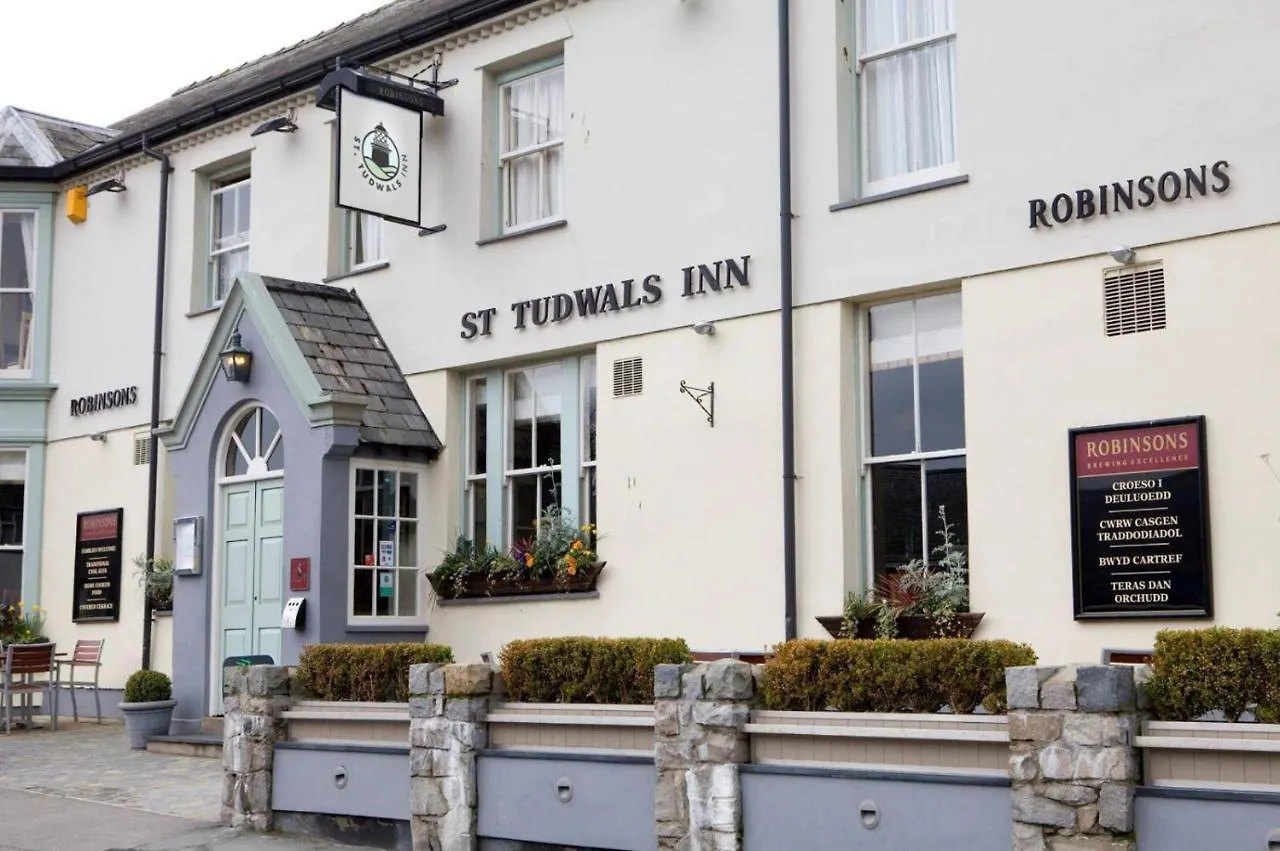 St Tudwals 2*