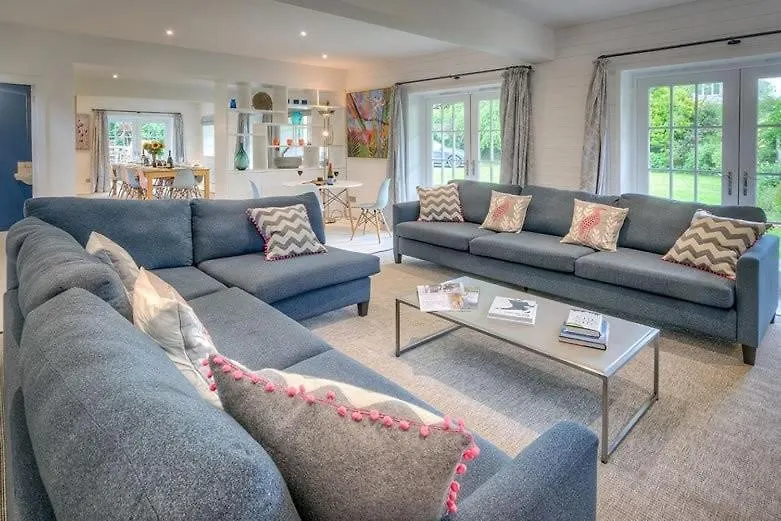 The Coach House * Abersoch