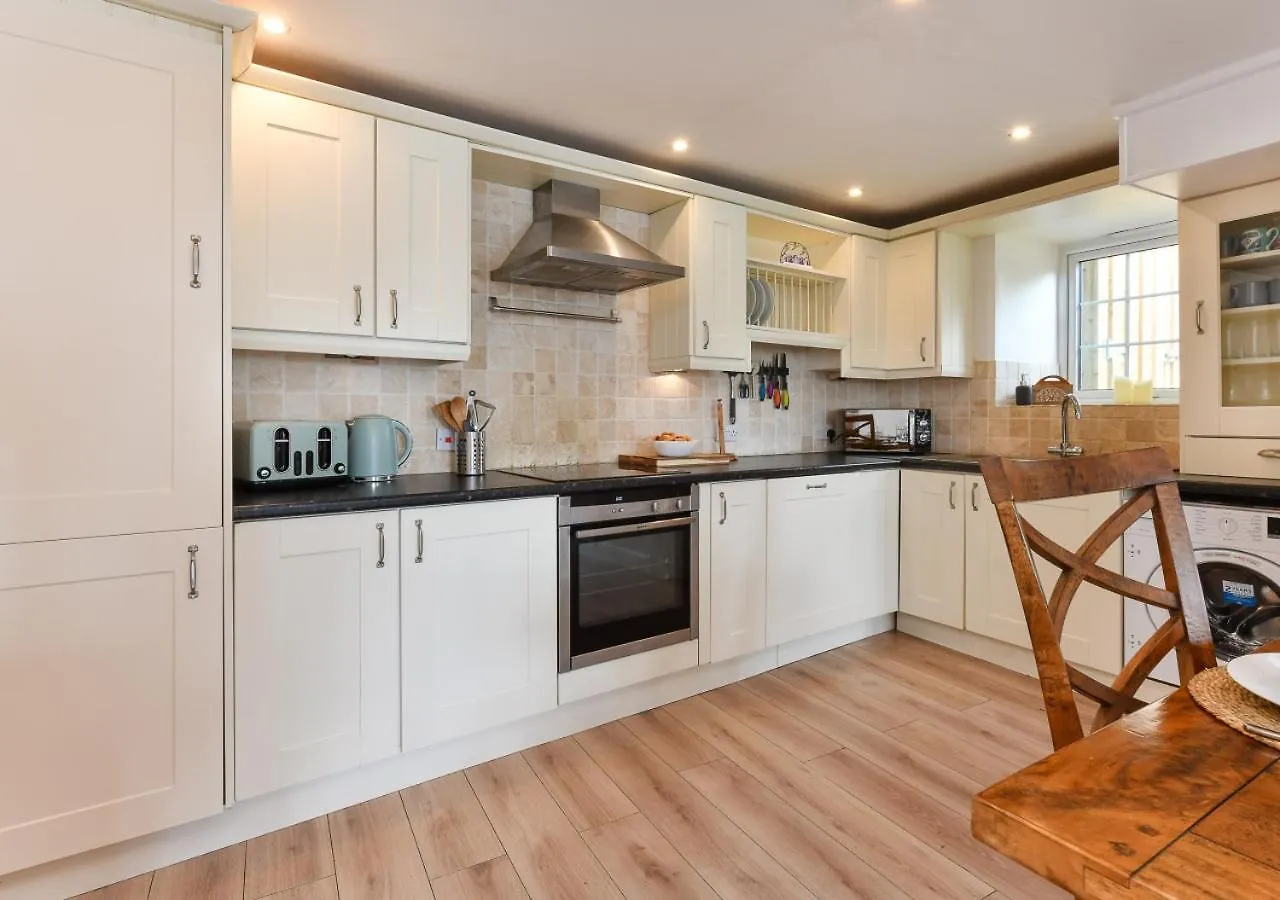 Egryn Bach Pod * Abersoch