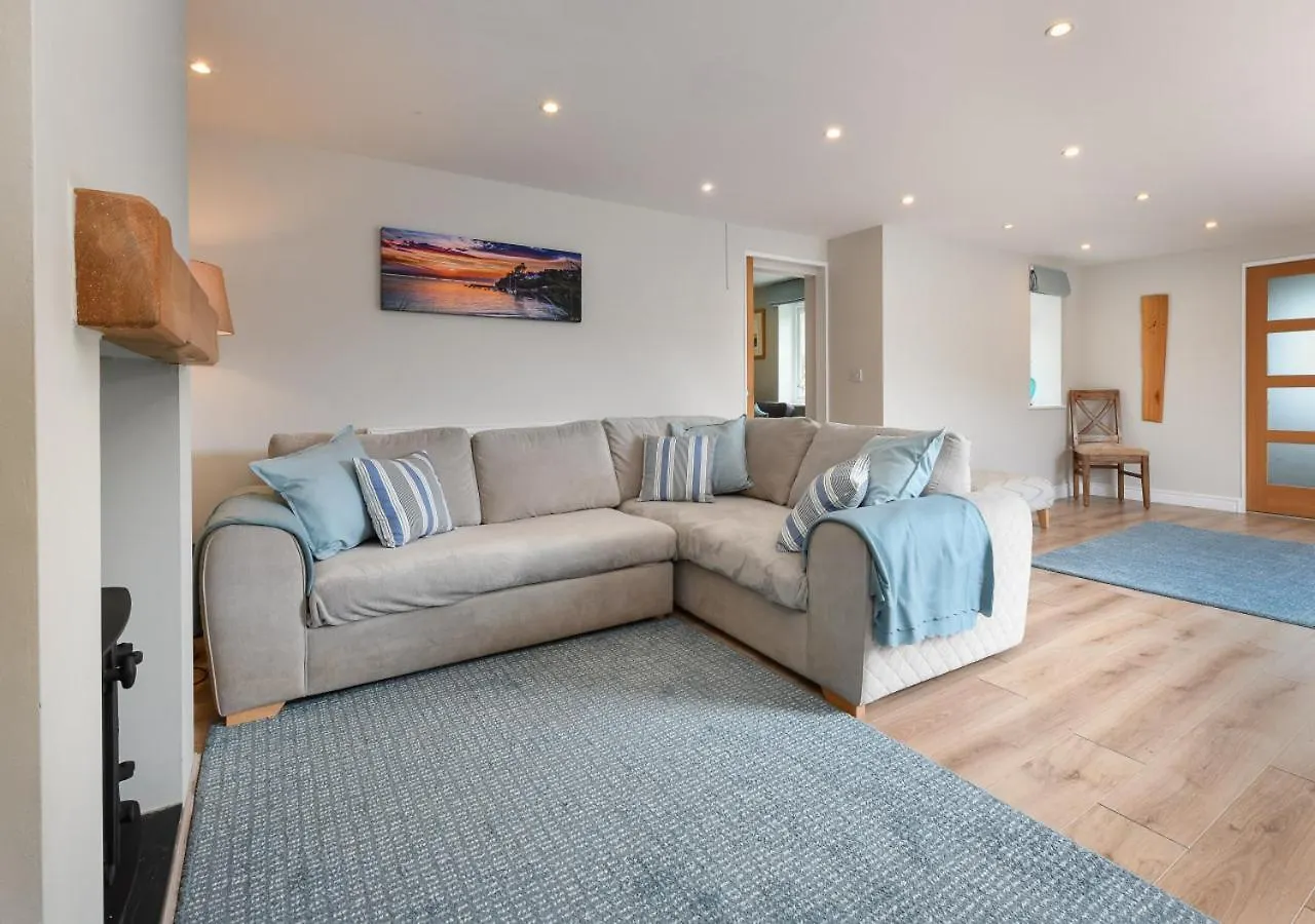 Egryn Bach Holiday home