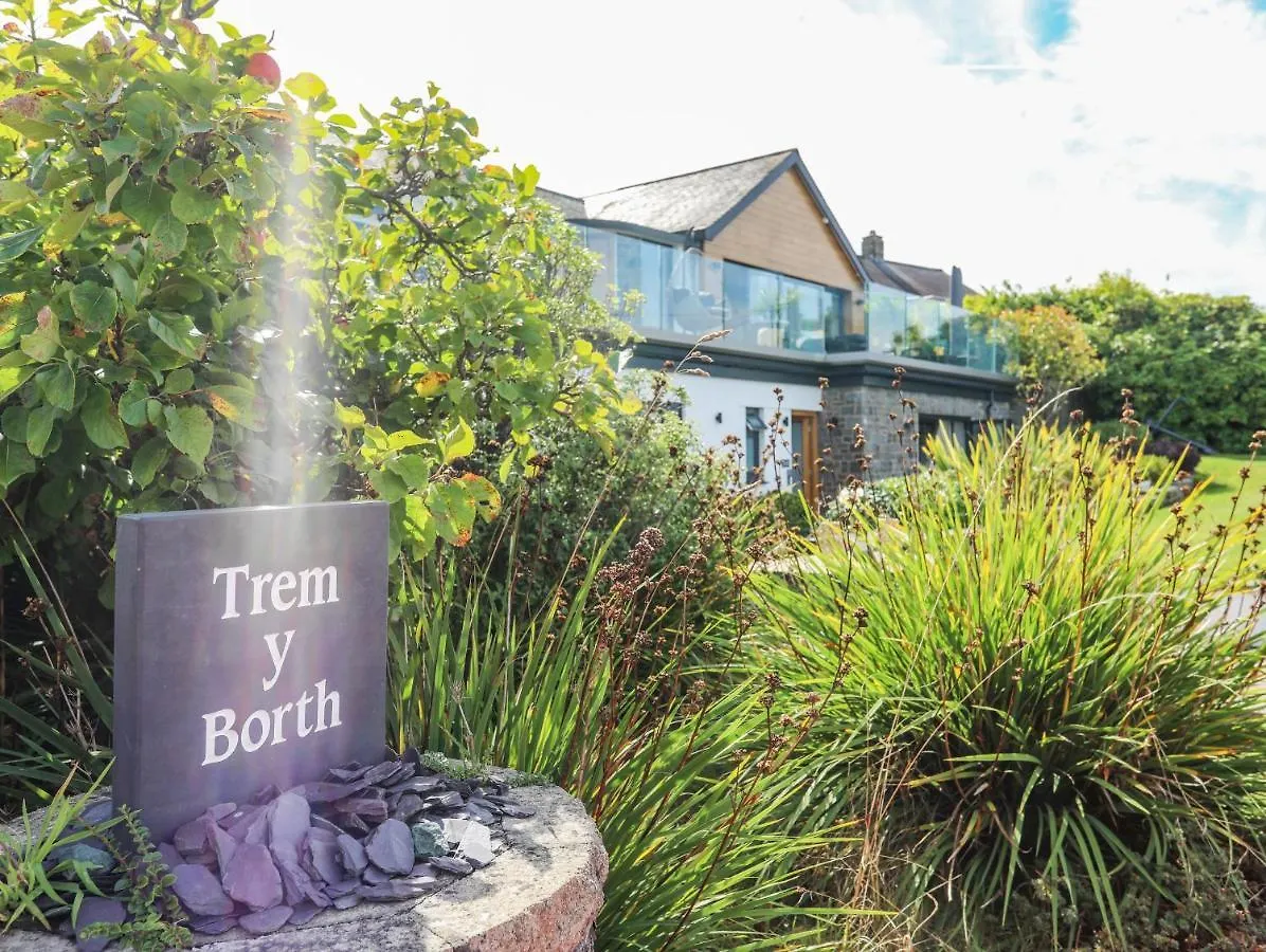 Trem Y Borth Apartment