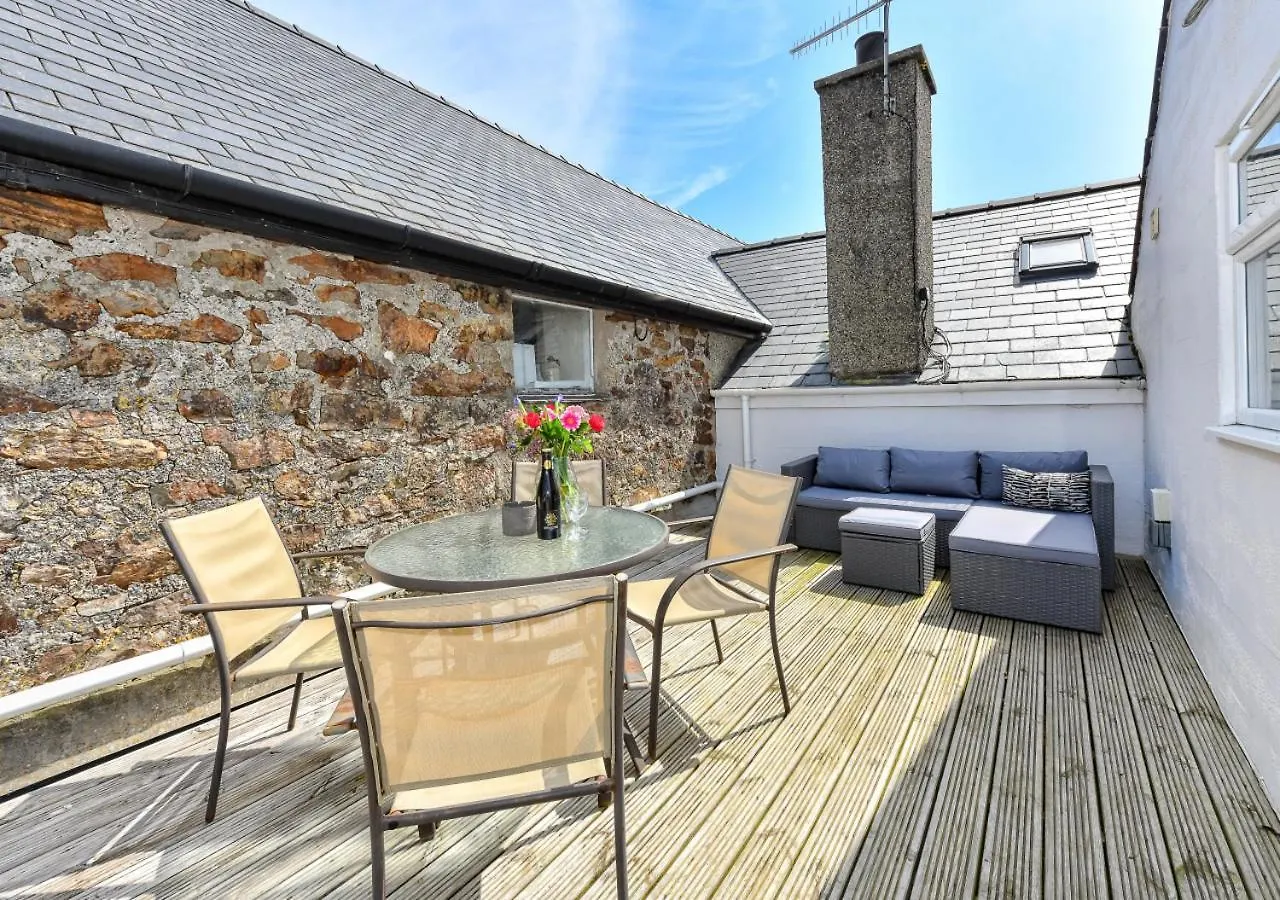 The Barn Plas Llwyndu