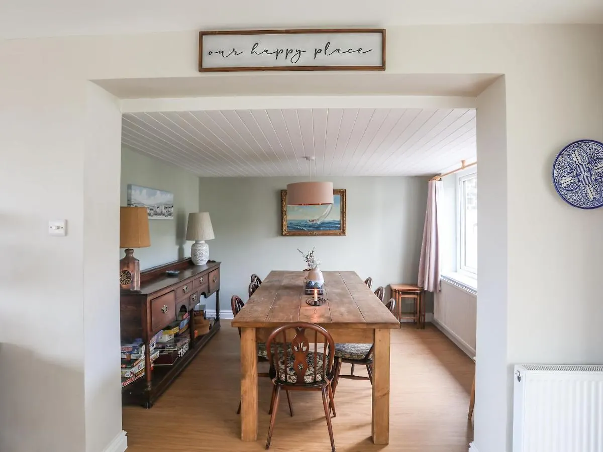 Holiday home Ty Ni *