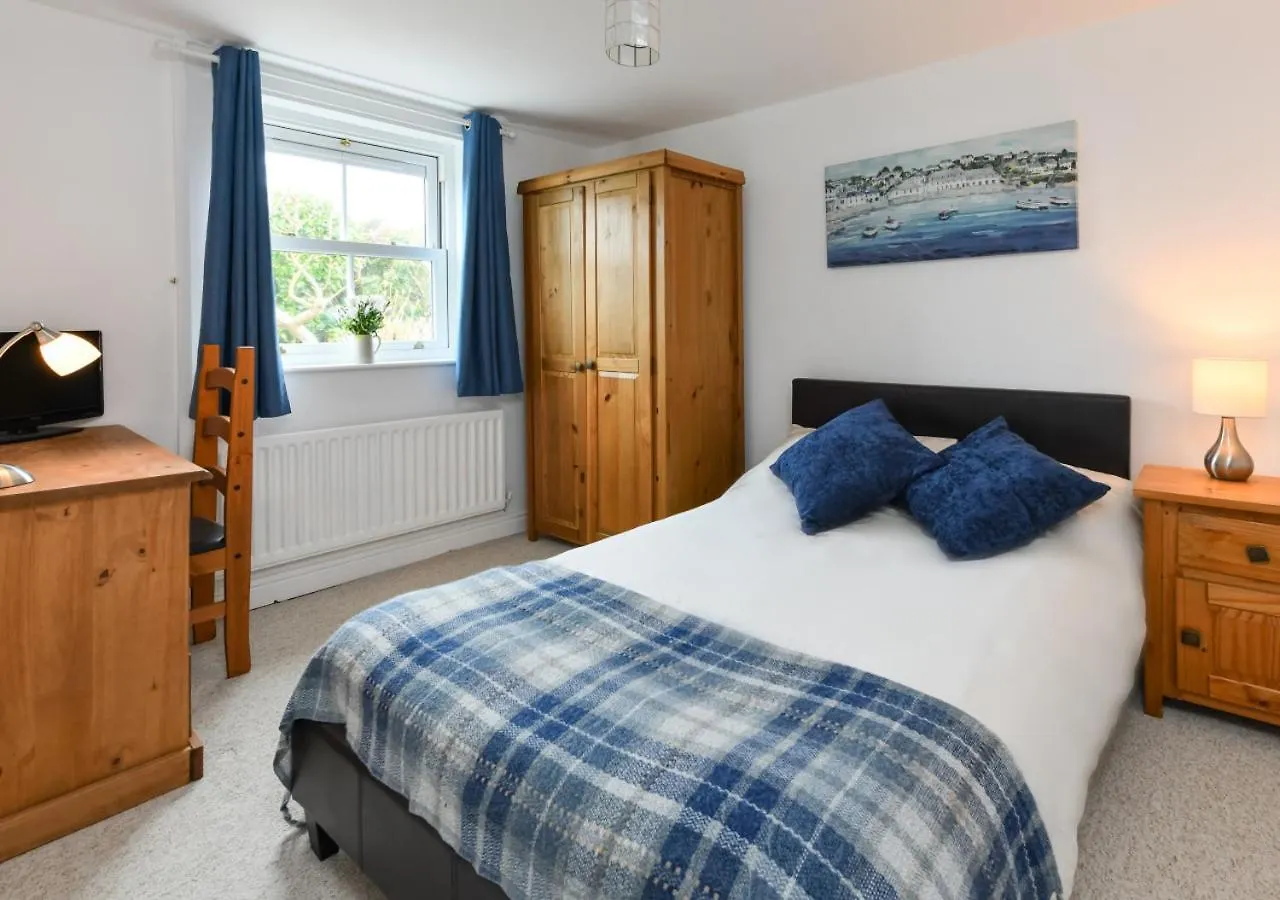 Tyddyn Talgoch Isaf Holiday home *