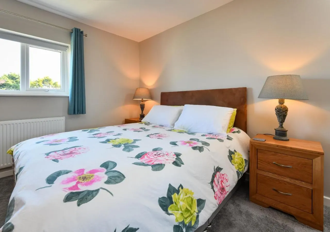 Holiday home 16 Maes Gwydryn