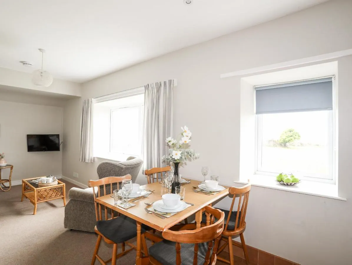 Holiday home Ceiriad - 9 Ty'n Don *