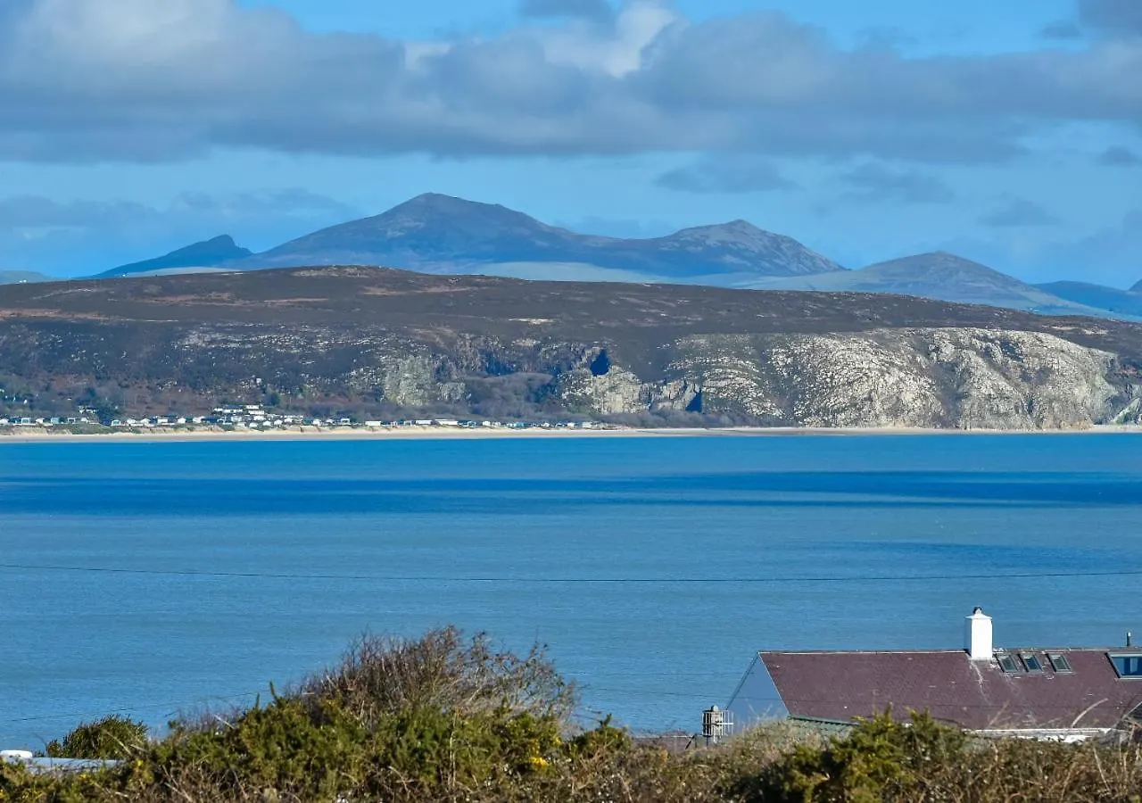 Holiday home The Tack Abersoch