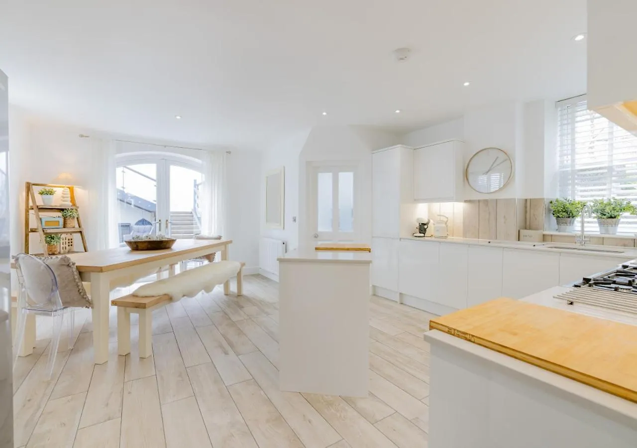 Argraig Apartment *