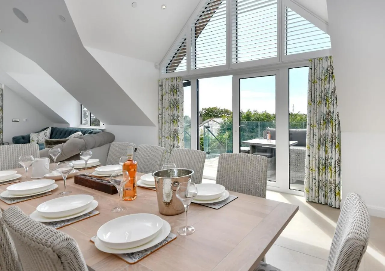 Skylark Holiday home *