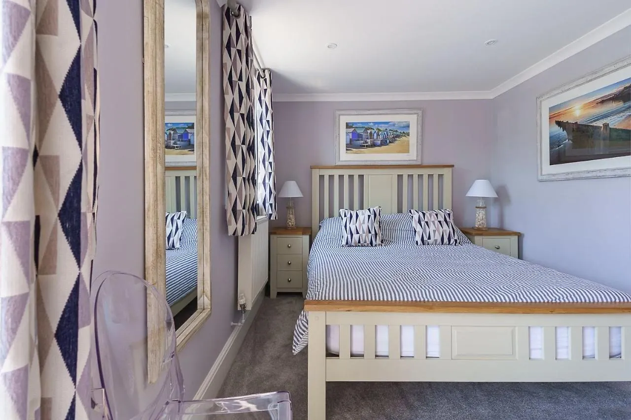 1 Afon Y Felin Holiday home