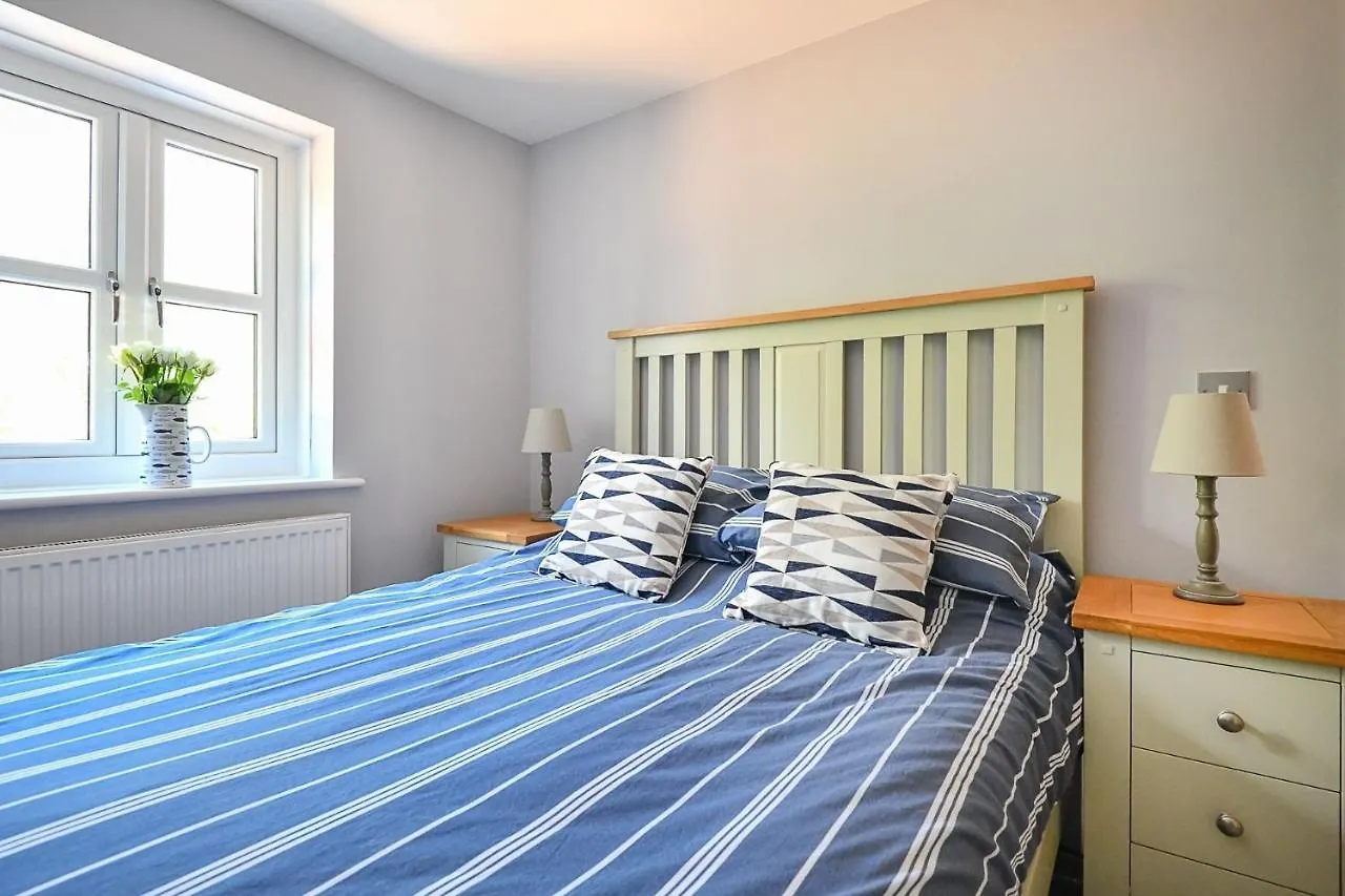 1 Afon Y Felin Holiday home