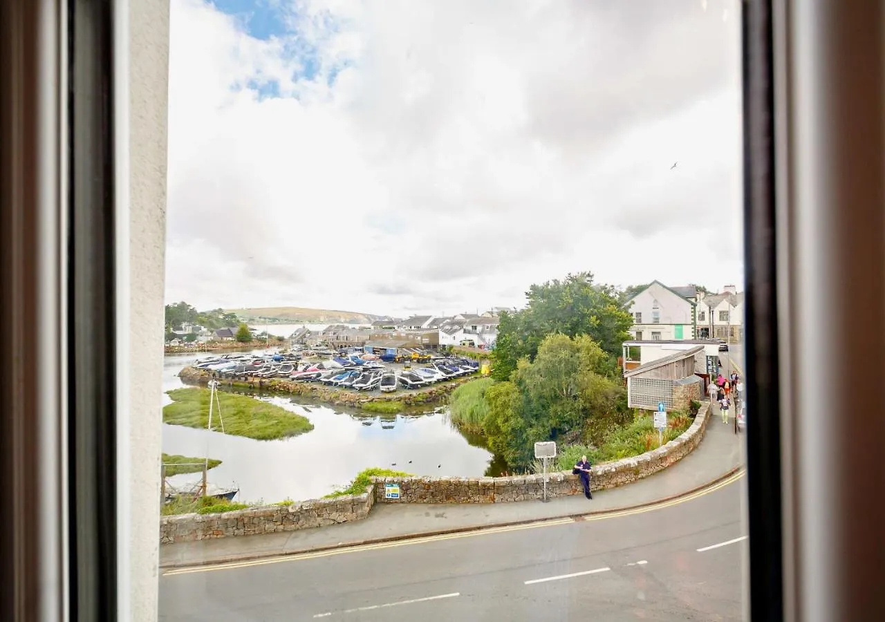 2b Pen Y Bont Apartment *