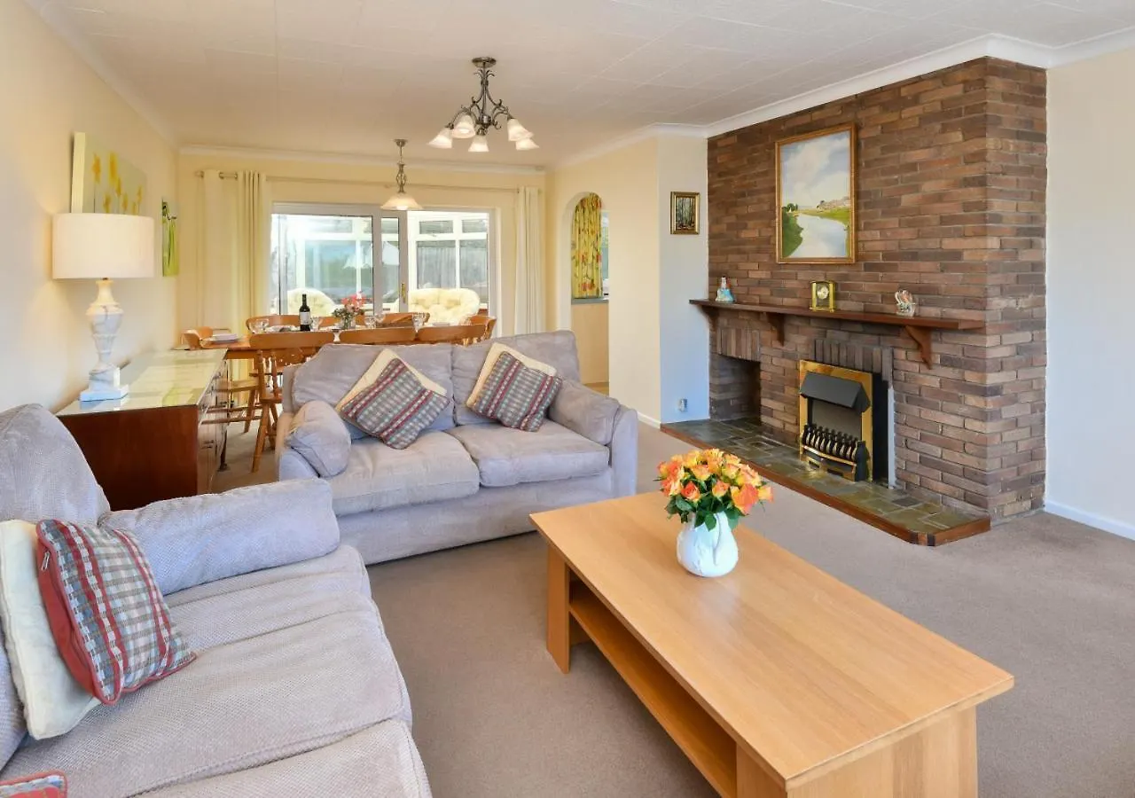 Holiday home Mor Gragen *