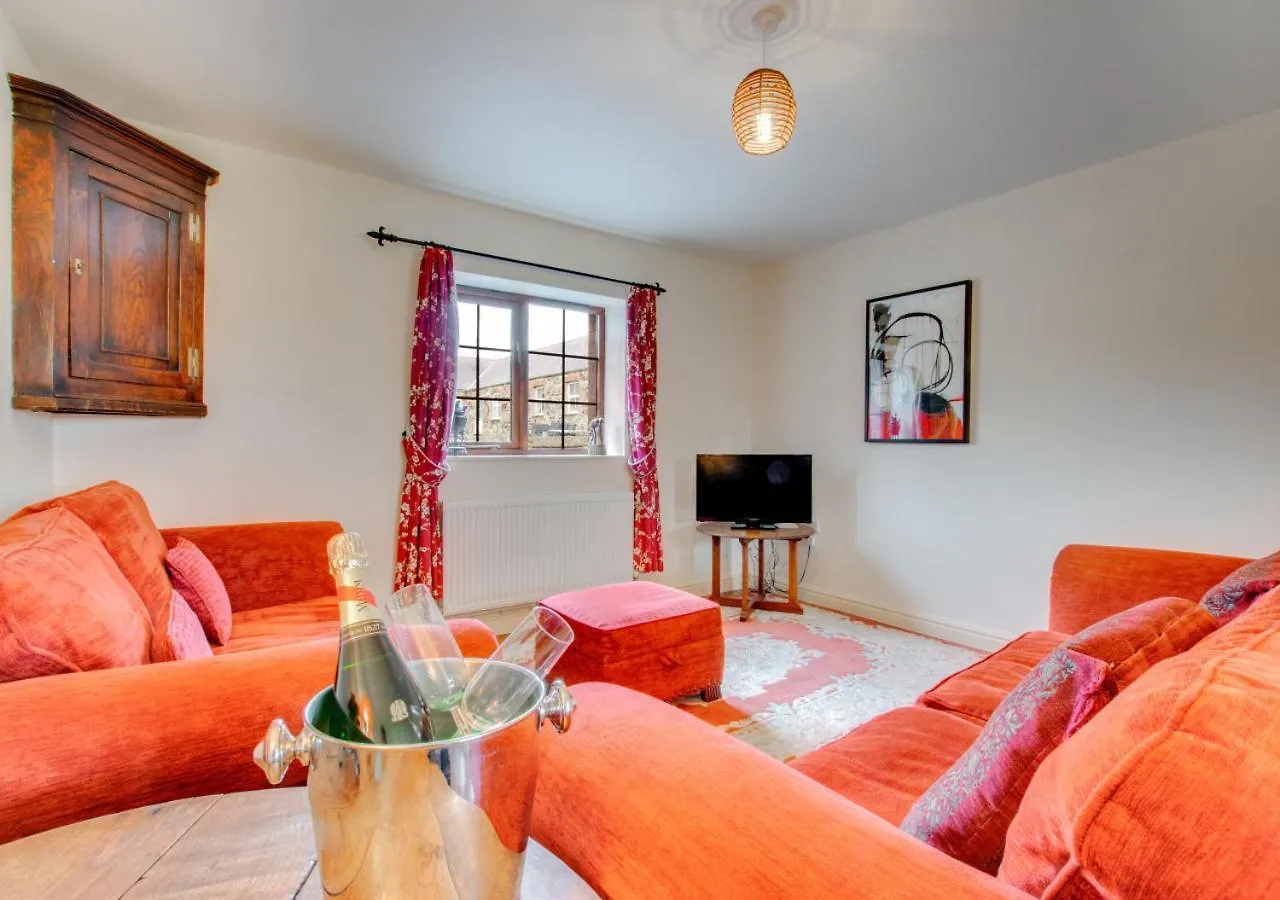 Nyth Y Wennol Apartment Abersoch