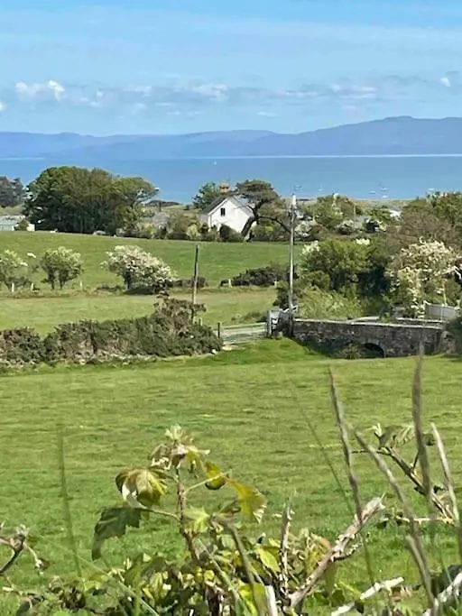 Goleufryn Has The Main House And 2 Barns Abersoch