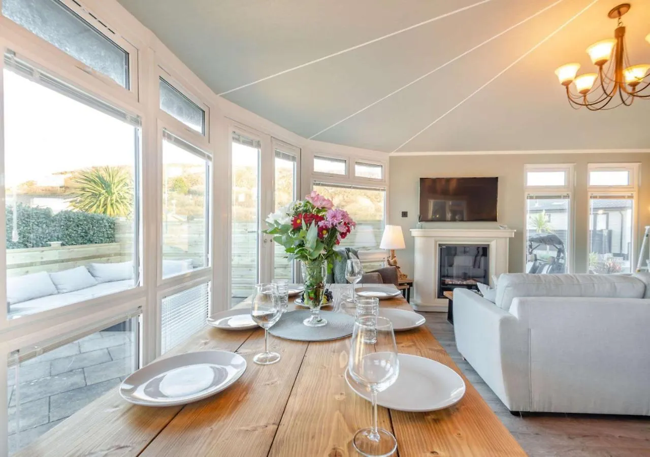T6 The Warren Holiday home *
