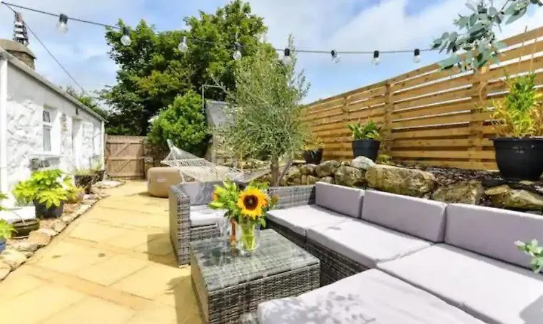 Holiday home Detached Near To *
