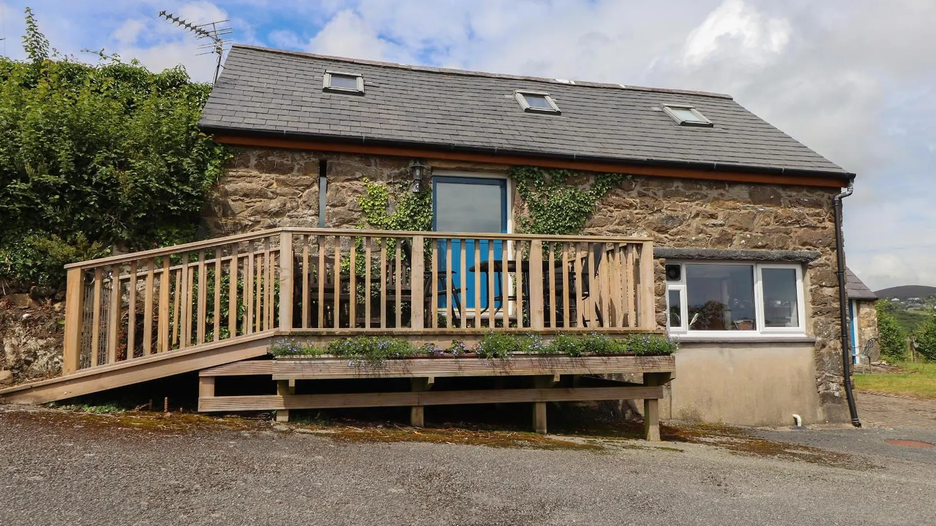 Holiday home The Grain Store Abersoch
