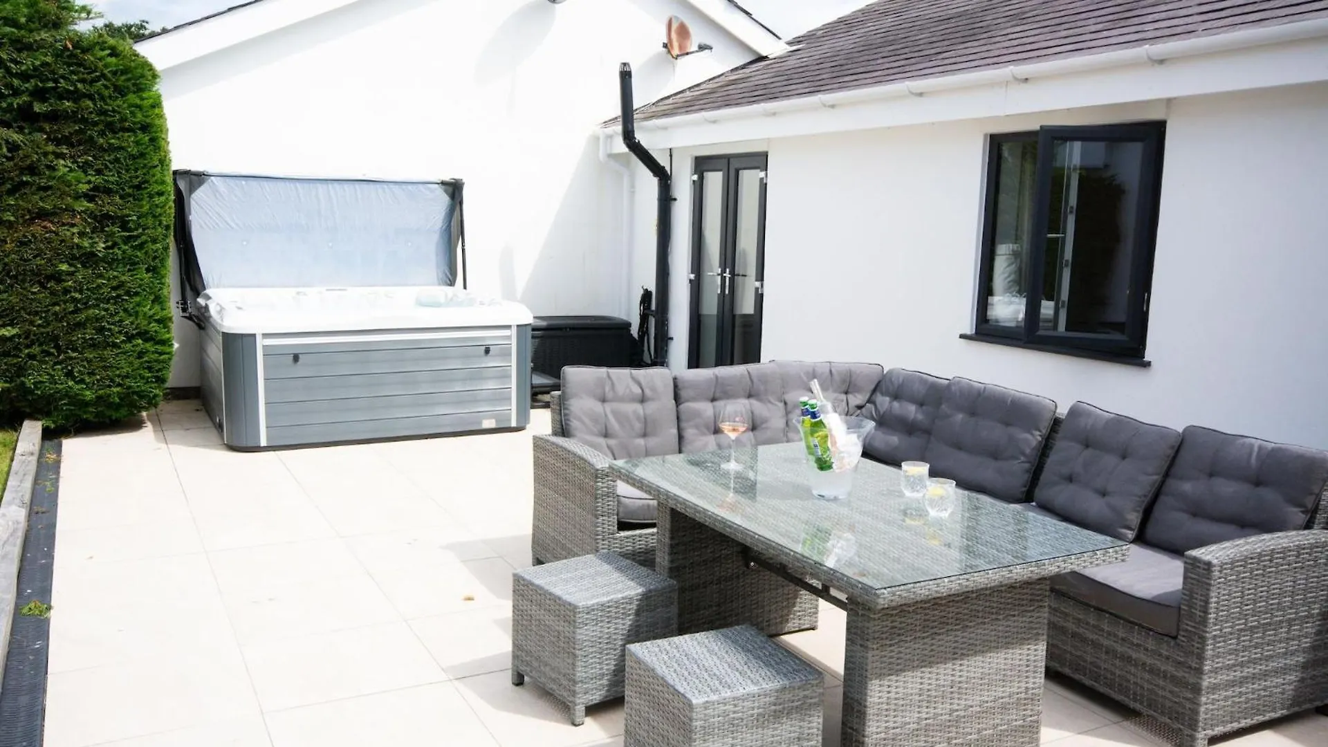 113 Cae Du Holiday home *
