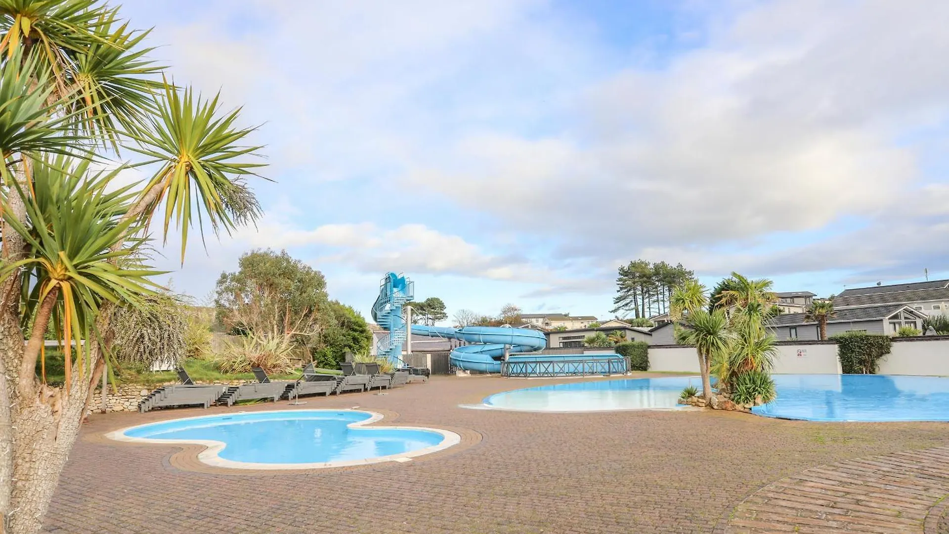The Warren K20 Holiday home
