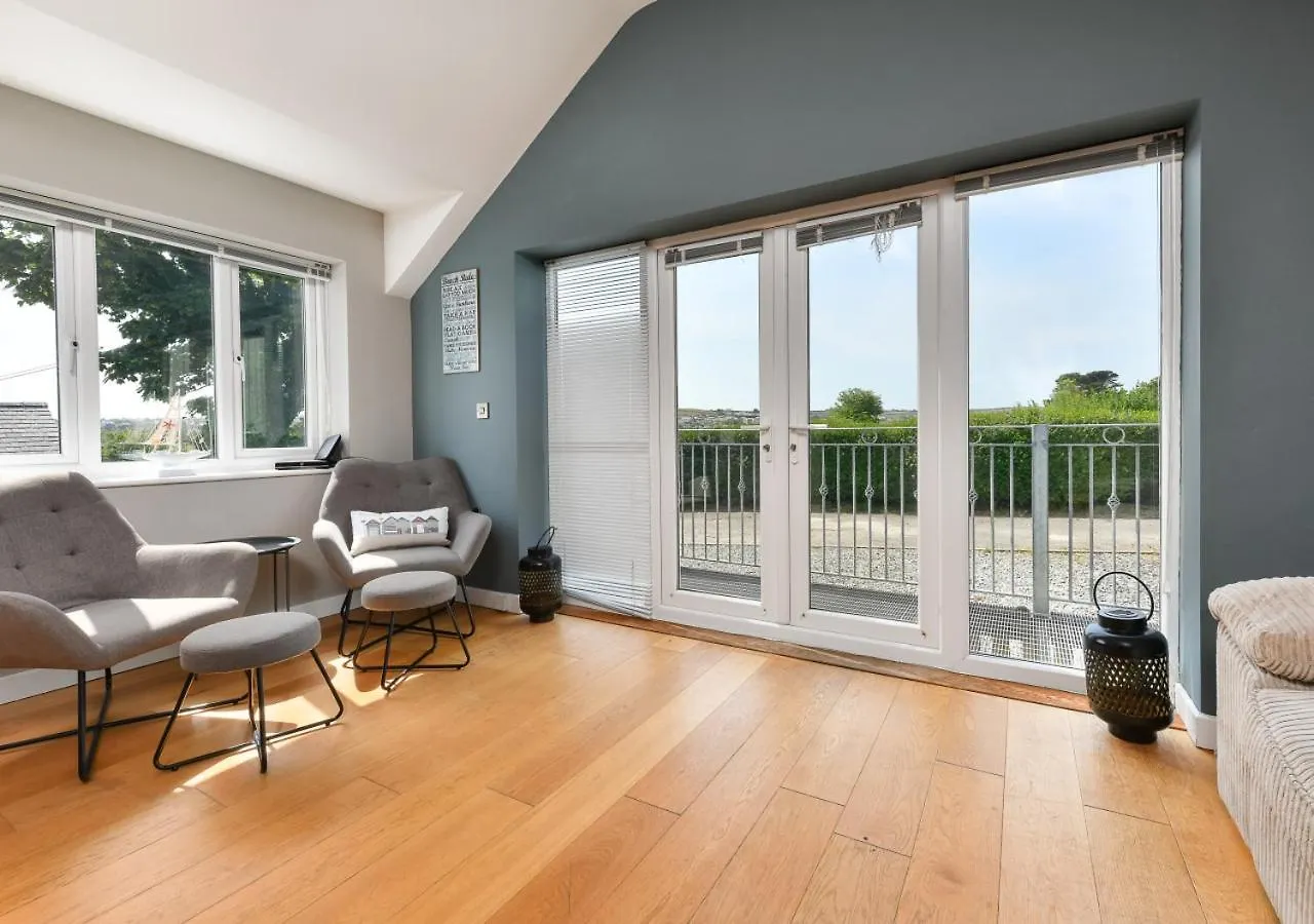 Plas Llwyndu Holiday home