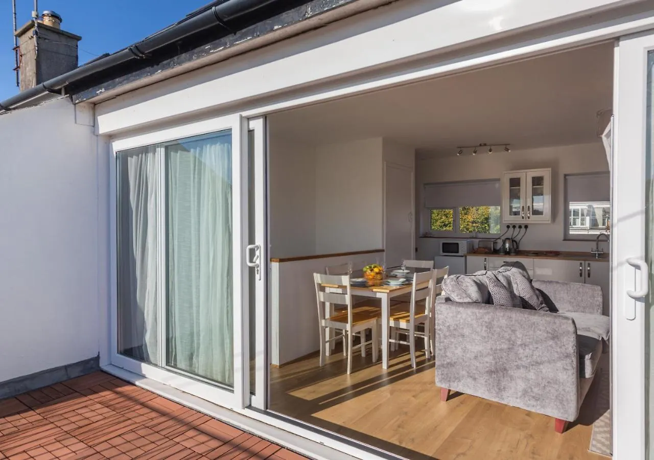 23 Cae Du Holiday home *
