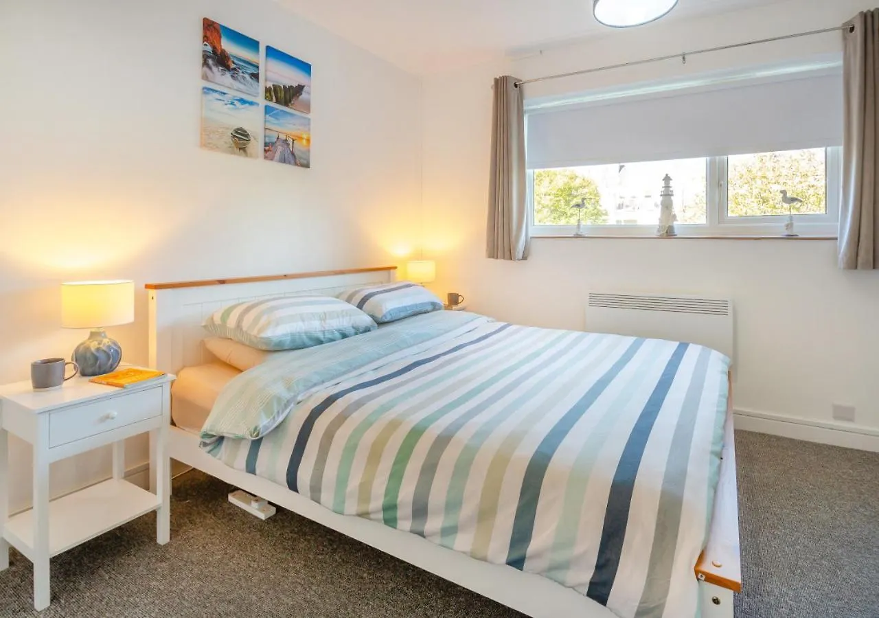 23 Cae Du Holiday home