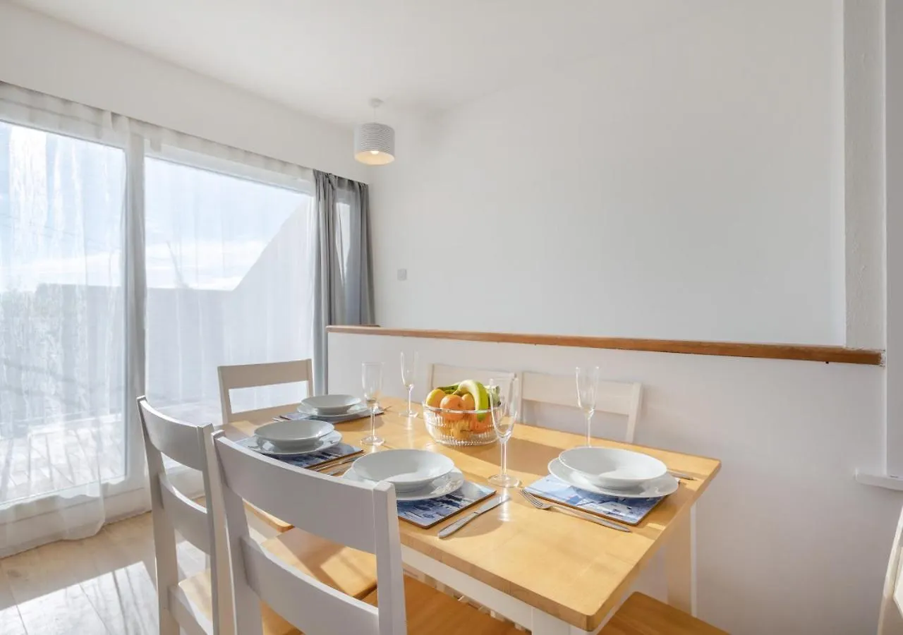 Holiday home 23 Cae Du