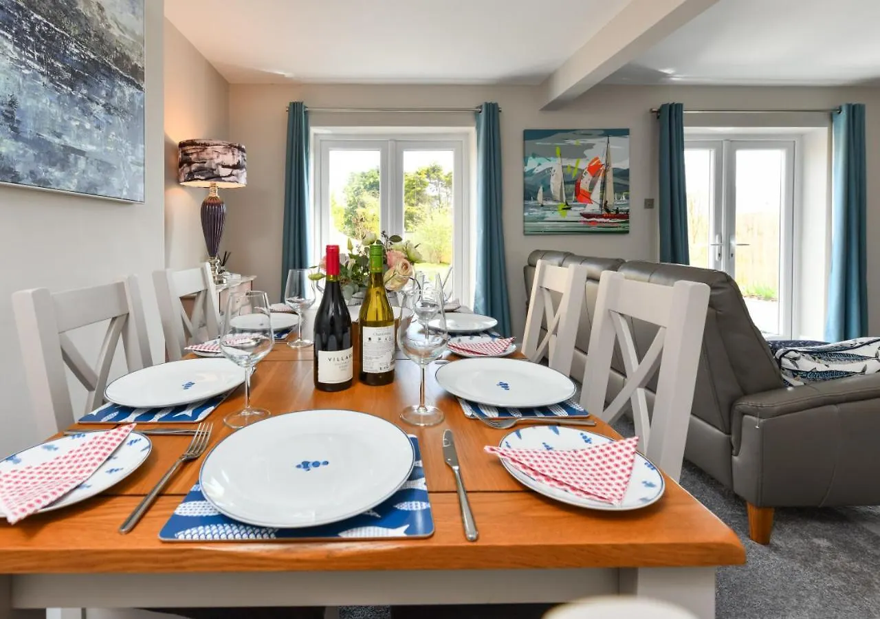 Holiday home 16 Maes Gwydryn *