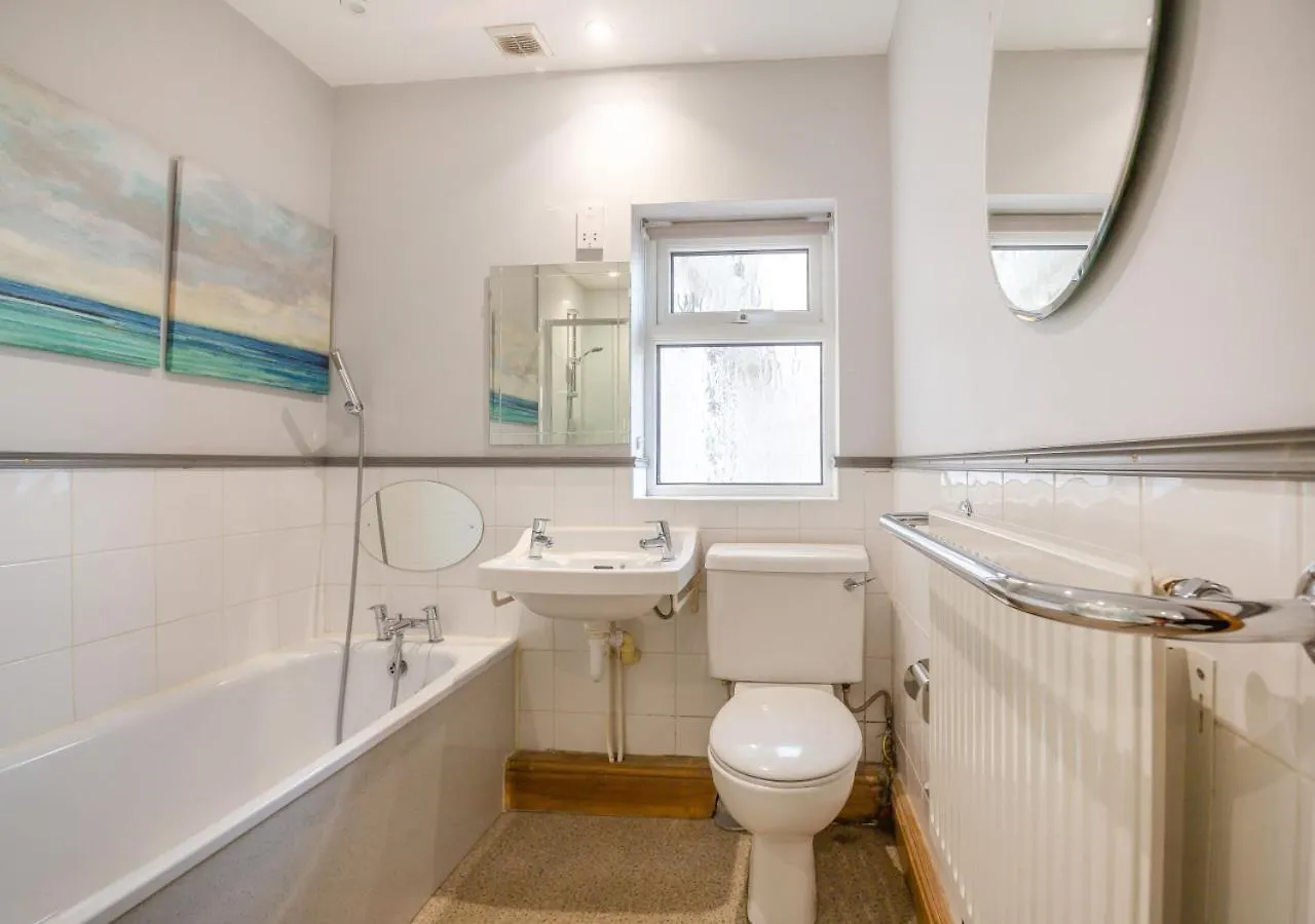 Holiday home Pelydryn *