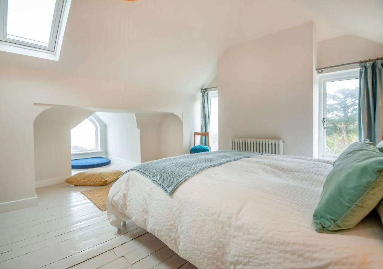 Hywelfa Holiday home *