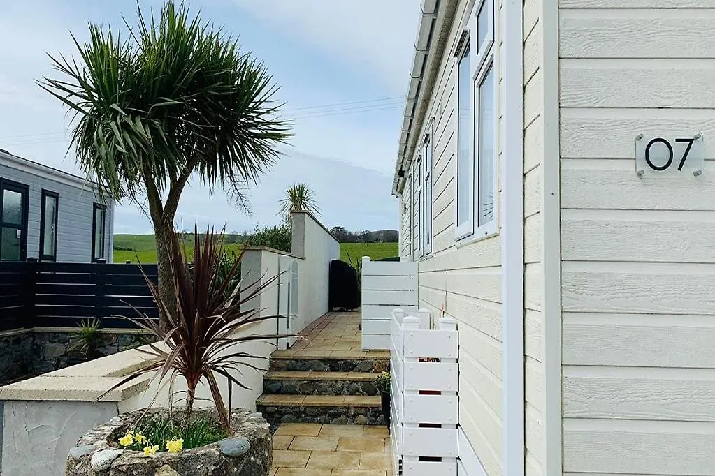 The Warren O7 Abersoch