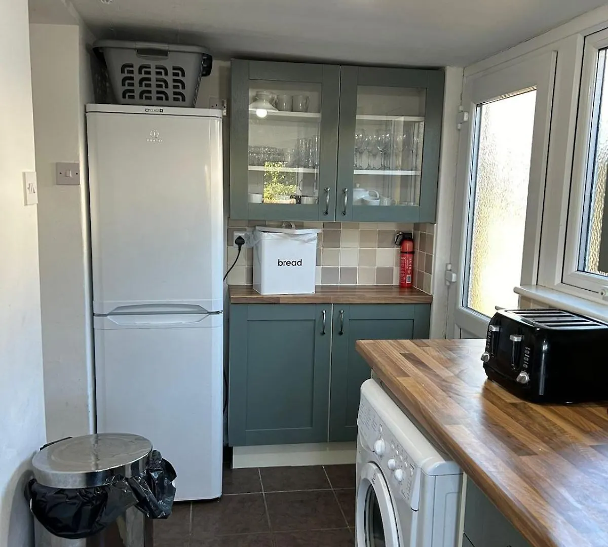 1 The Bryn - Views Across Cardigan Bay, Near & Golf Club Holiday home