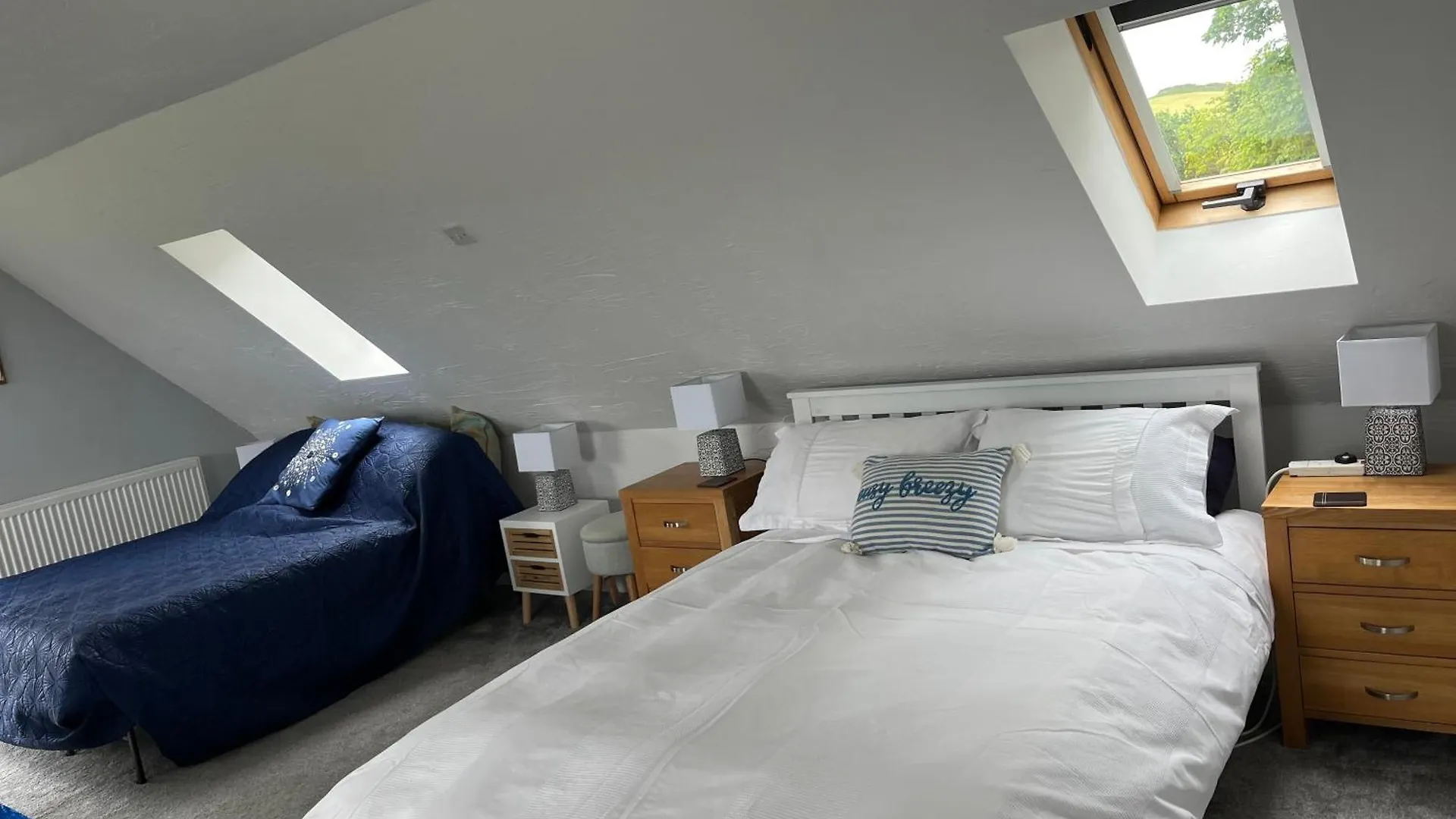 Goleufryn Has The Main House And 2 Barns Holiday home *