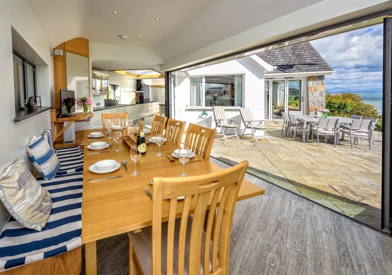 Sandals Apartment