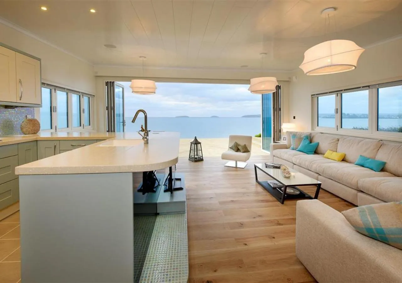 N8 The Warren Apartment *