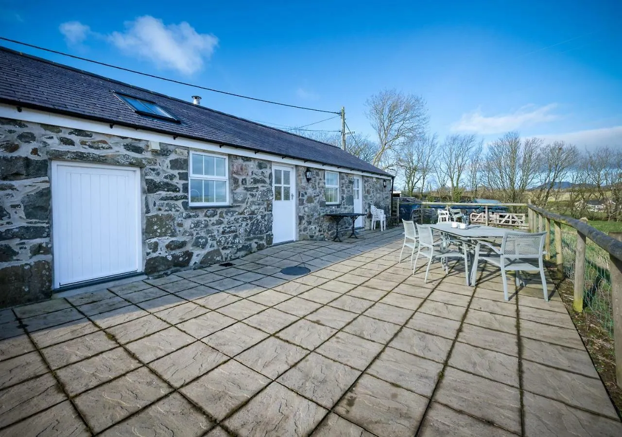 Greigir Isaf Barns Abersoch