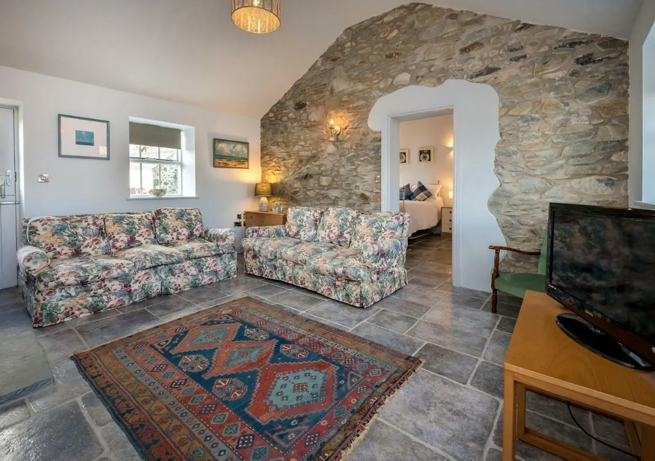 Greigir Isaf Barns Holiday home *